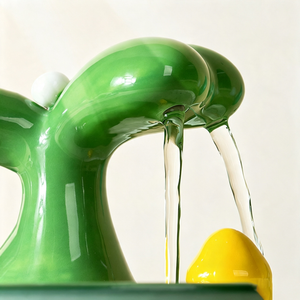 Cute Sprout Ceramic Cat Water Fountain